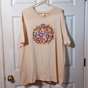 3 xl tee with pumpkin